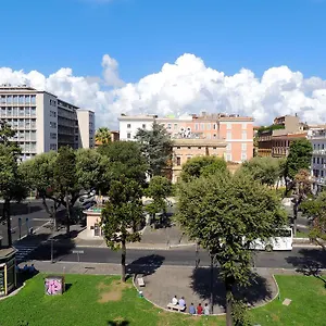 https://il-sole.it-romehotels.com